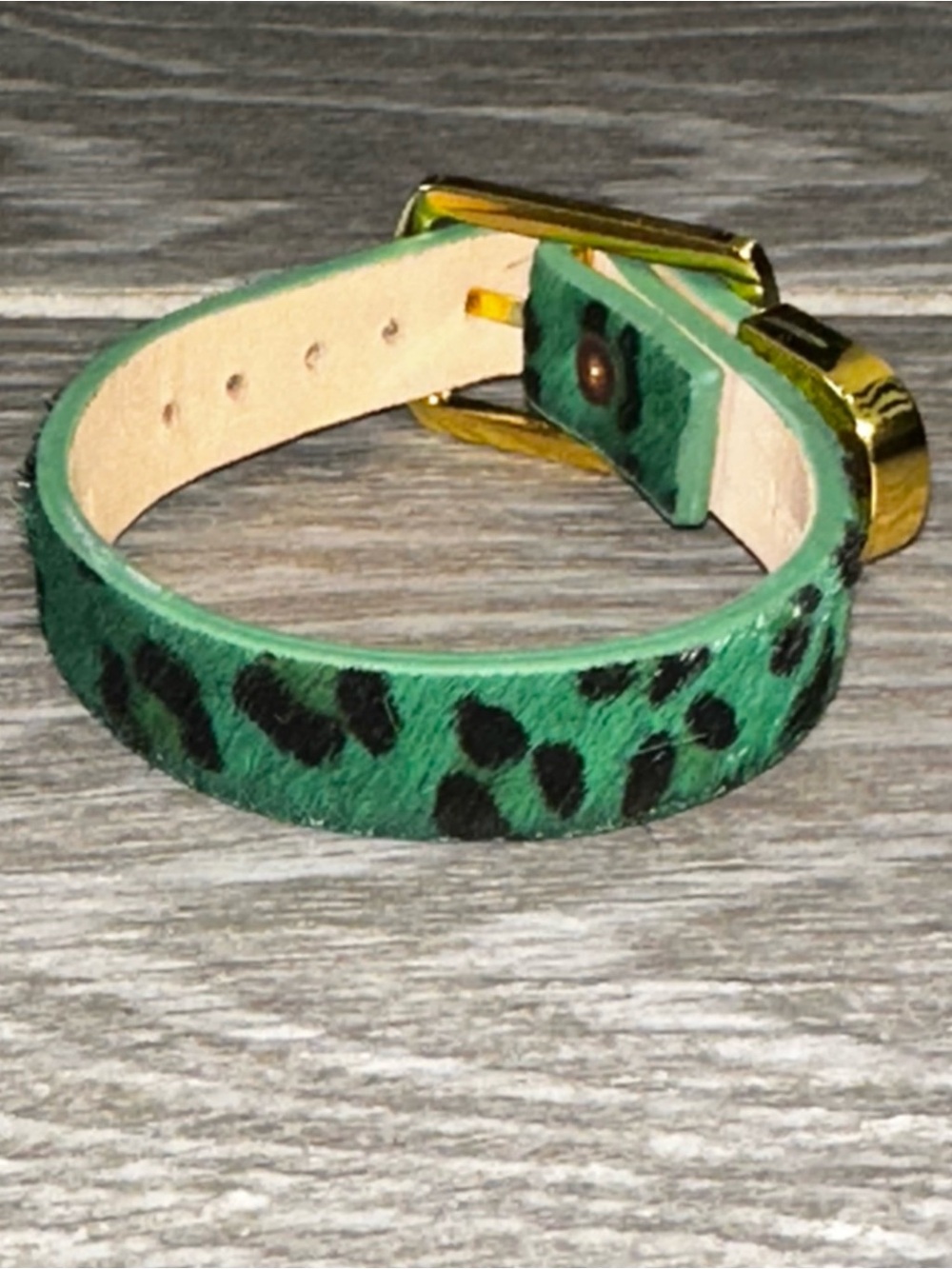 Rustic Cuff Wrap Bracelet Genuine Leather Green Animal Print Golden Buckle Logo - Picture 3 of 8